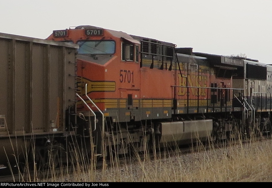 BNSF 5701